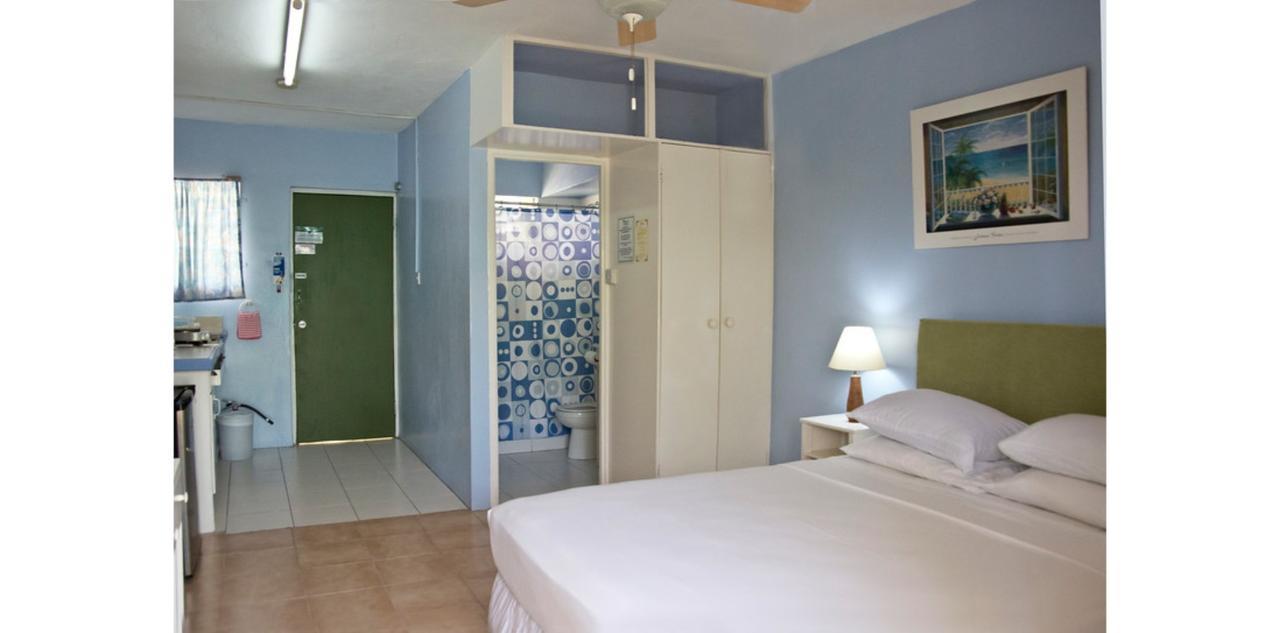קרייסט צ'רץ' Meridian Inn מראה חיצוני תמונה